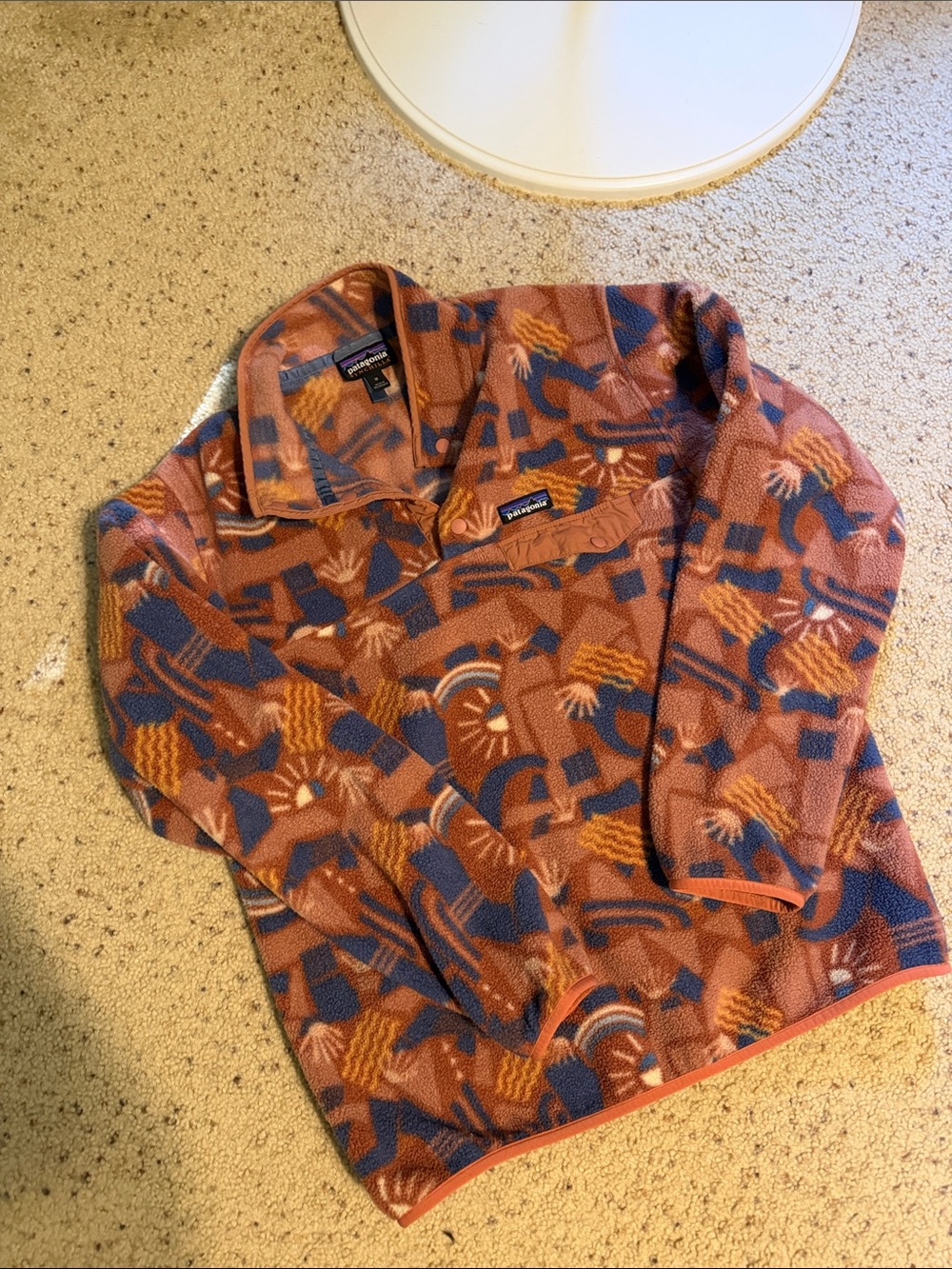 EUC Patagonia canyon block fleece. Pullover